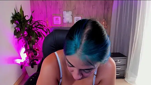 Xisu  online show from 12.12.24