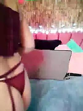 Snapshot of Isabelle_Lov18 chatting on 12.13.24 Isabelle Lov18 online show from 12.13.24