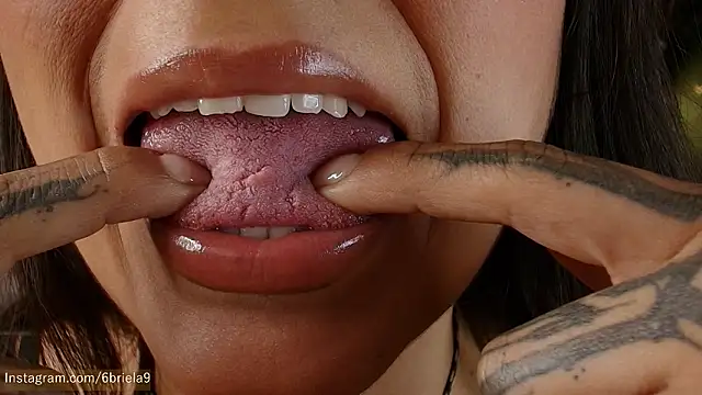 Snapshot of 6Briela9_ chatting on 03.07.26 6Briela9 online show from 03.07.26