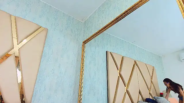 NicoleEsposito online show from 02.27.25