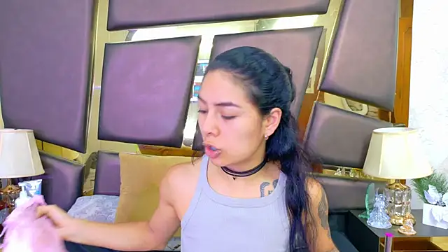 NicoleEsposito online show from 03.23.26