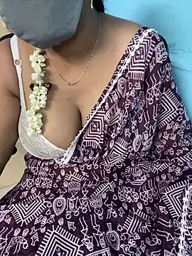 Snapshot of sajeetha chatting on 05.30.26 sajeetha online show from 05.30.26