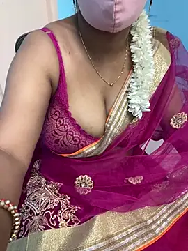 Snapshot of sajeetha chatting on 06.05.26 sajeetha online show from 06.05.26