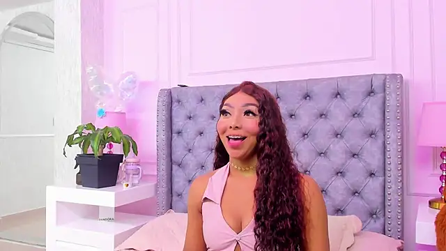 HaileeRoberts online show from 08.03.26