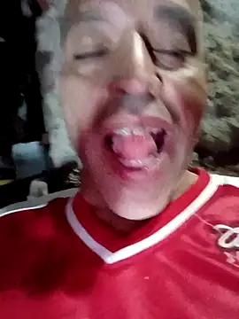 rodrig6987 1 online show from 11.28.25