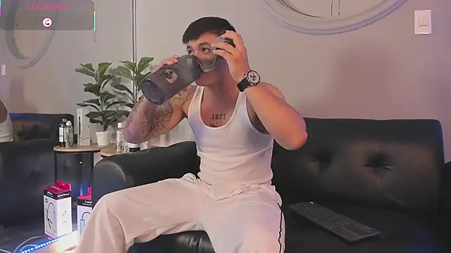 Cristopher strong online show from 07.08.26