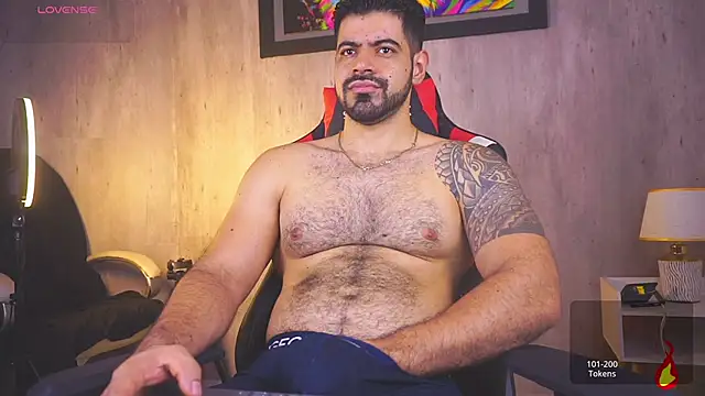 Snapshot of king_hard chatting on 05.19.26 king hard online show from 05.19.26