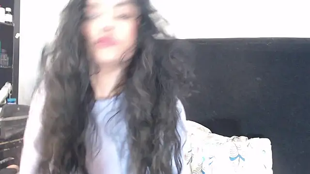 lolaa staars online show from 02.09.25