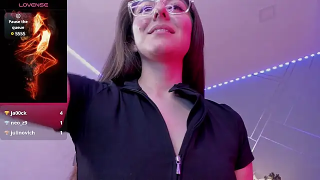 Snapshot of Ich_Bin_Julia chatting on 12.08.24 Ich Bin Julia online show from 12.08.24