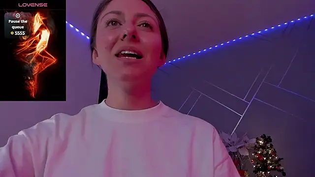 Snapshot of Ich_Bin_Julia chatting on 12.18.24 Ich Bin Julia online show from 12.18.24