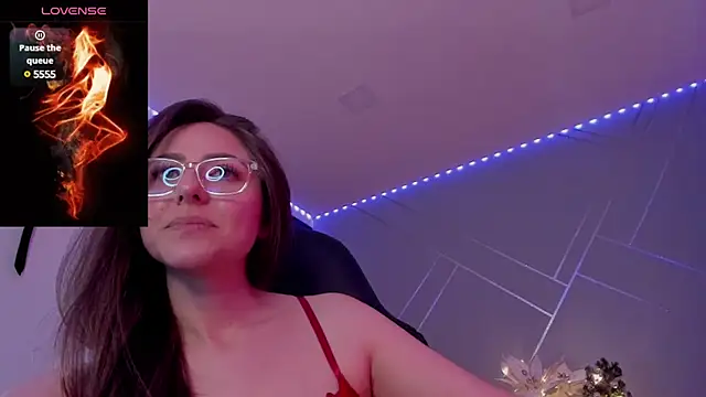 Snapshot of Ich_Bin_Julia chatting on 12.22.24 Ich Bin Julia online show from 12.22.24