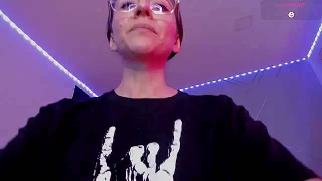 Snapshot of Ich_Bin_Julia chatting on 02.28.25 Ich Bin Julia online show from 02.28.25