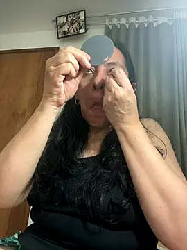 Freya Artemisa online show from 12.16.25