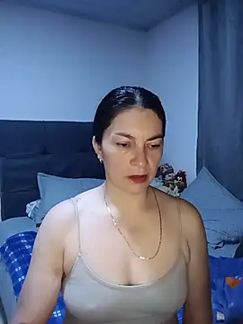 Snapshot of renata_hot1 chatting on 06.23.26 renata hot1 online show from 06.23.26