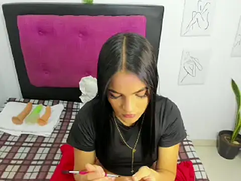 AlondraFoxx online show from 09.11.25