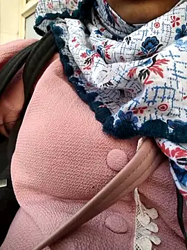 Snapshot of Rani_Desai69 chatting on 02.14.26 Rani Desai69 online show from 02.14.26