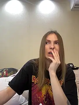 RachelBelI online show from 12.08.24