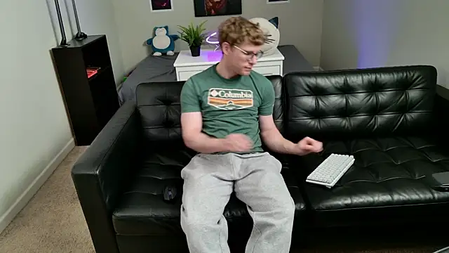 Snapshot of BlueEyedTallGuy94 chatting on 01.18.26 BlueEyedTallGuy94 online show from 01.18.26