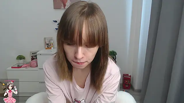 b4by LoL1 online show from 03.03.25