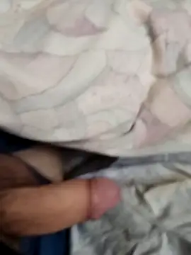 Snapshot of Grig1982 chatting on 11.22.25 Grig1982 online show from 11.22.25