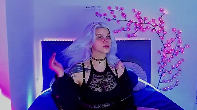 JoannLowe online show from 05.02.26