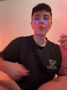 Ashley Chriss online show from 12.22.24