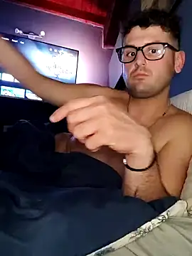 Snapshot of TheKing966 chatting on 02.19.26 TheKing966 online show from 02.19.26