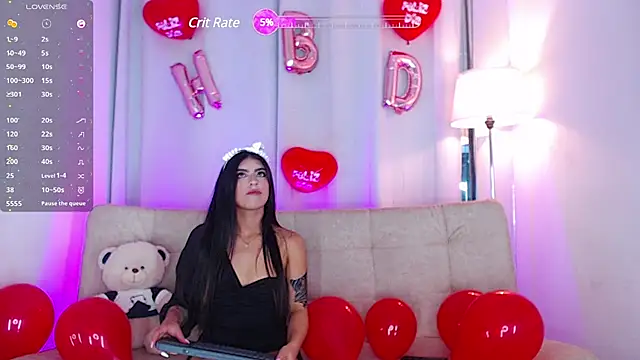 Snapshot of little_sophie18 chatting on 03.14.25 little sophie18 online show from 03.14.25