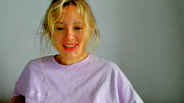 foxy blond online show from 05.14.26