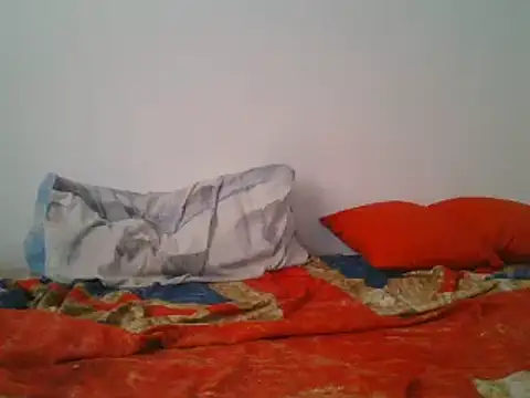 Snapshot of hairygirl80 chatting on 02.06.25 hairygirl80 online show from 02.06.25