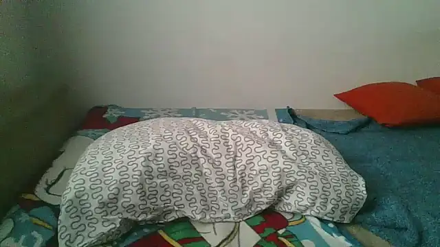 Snapshot of hairygirl80 chatting on 01.14.26 hairygirl80 online show from 01.14.26