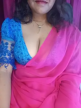 Snapshot of Sadika- chatting on 06.30.26 Sadika- online show from 06.30.26
