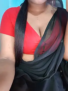 Snapshot of Sadika- chatting on 07.30.26 Sadika- online show from 07.30.26