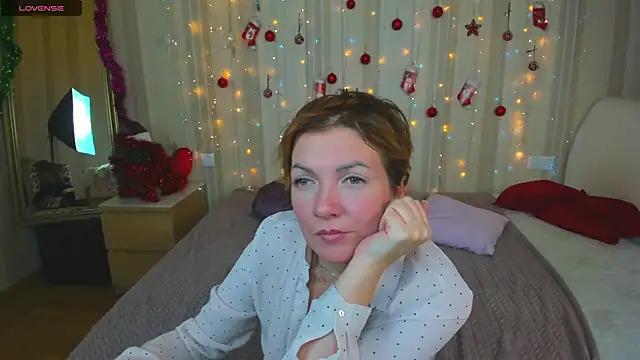 Katherine Fox online show from 01.06.25