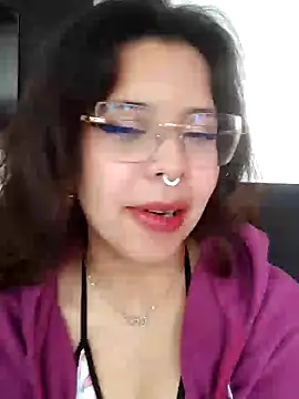 Scarlett-Smithh online show from 12.20.24