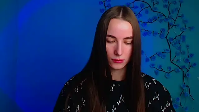 Eva Janee online show from 02.04.26