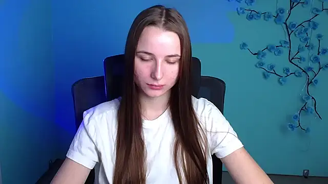 Eva Janee online show from 05.18.26