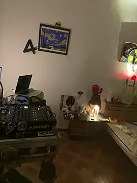 Snapshot of PutaNieves1983 chatting on 09.09.25 PutaNieves1983 online show from 09.09.25