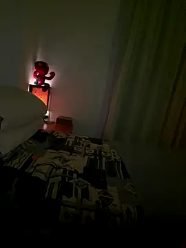 Snapshot of PutaNieves1983 chatting on 10.06.25 PutaNieves1983 online show from 10.06.25