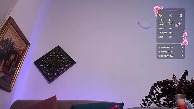 Snapshot of VeronicaGilss chatting on 02.20.25 VeronicaGilss online show from 02.20.25