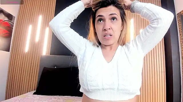 EvaaLovia1 online show from 03.05.26