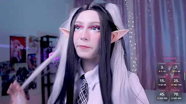 Carolina Leep online show from 10.04.25