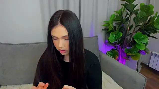 Snapshot of sexyangeloux chatting on 04.14.26 sexyangeloux online show from 04.14.26