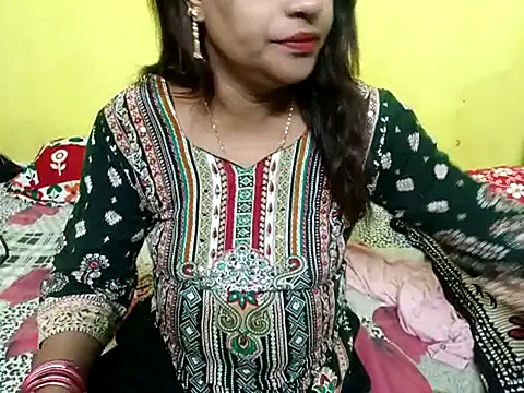 Snapshot of Sexyranibhabhi chatting on 11.07.25 Sexyranibhabhi online show from 11.07.25