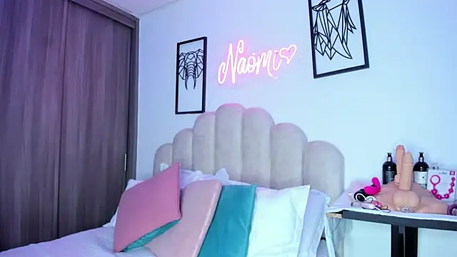 NaomiAsha online show from 04.22.26