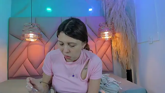 AngelaaCute  online show from 12.26.24