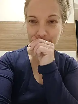 Dark Angel 22 online show from 11.23.25