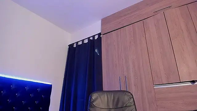Snapshot of _diegsz_ chatting on 07.17.26 diegsz online show from 07.17.26