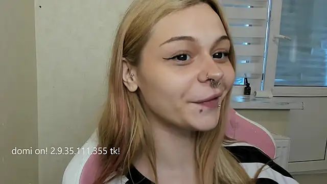 Snapshot of shy_melony chatting on 06.14.26 shy melony online show from 06.14.26