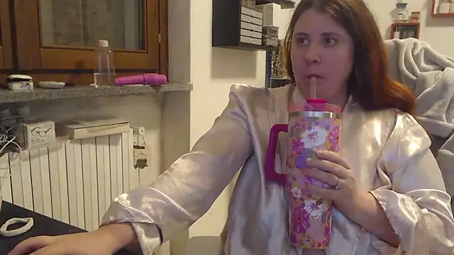 Snapshot of valerysexy chatting on 11.12.25 valerysexy online show from 11.12.25